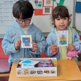 jeu de Kataboum où il faut disposer le spièces du jeu comme sur la fiche modèle